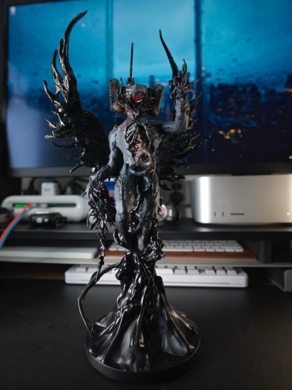 死亡搁浅2 限定DualSense手柄，顺便还有收藏版雕像-PCX 梦旅人